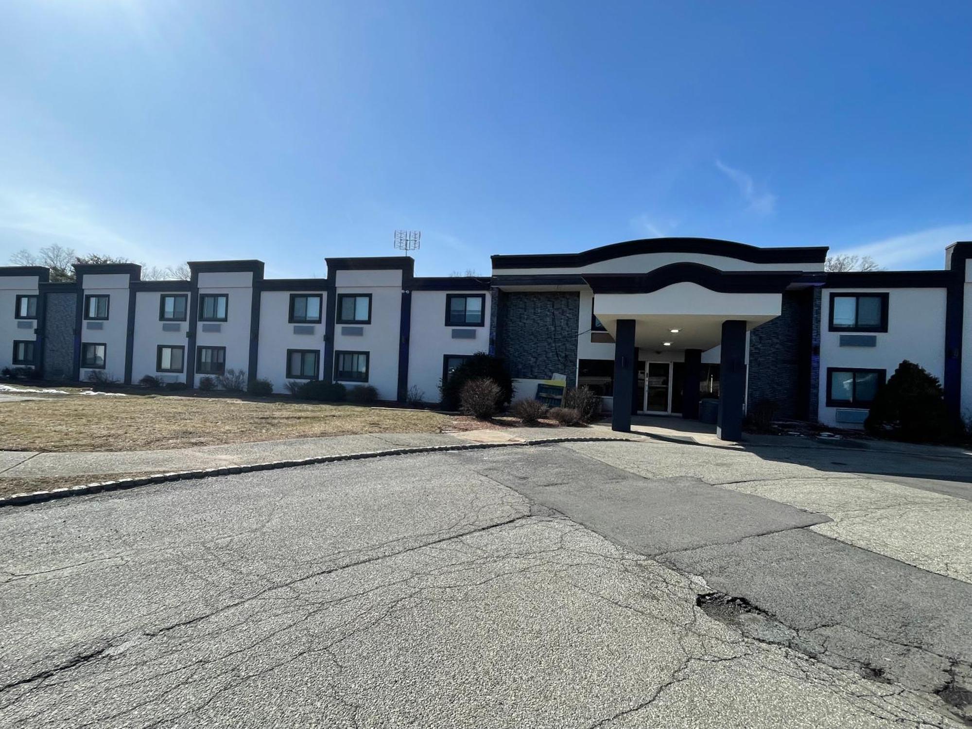 The Wayne Inn Exterior photo